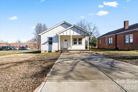 New construction Single-Family house 712 N Washington St, Shelby, NC 28150 - image