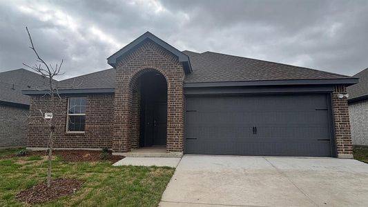 New construction Single-Family house 901 Barton Dr, Ennis, TX 75119 plan Adelaide - image