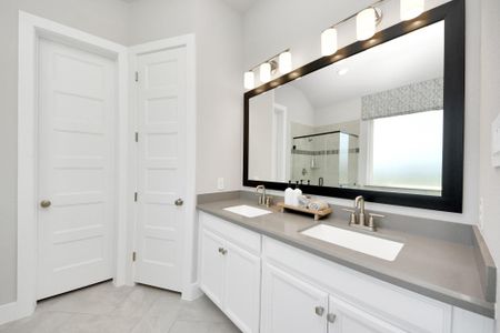 New construction Single-Family house 5014 Mesa Cove Dr, Katy, TX 77493 plan Quintera - image 16