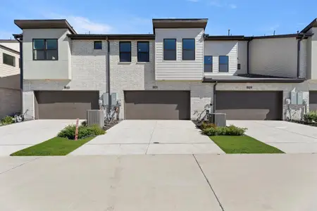 New construction Townhouse house 1831 Azalea Dr, Melissa, TX 75454 - image