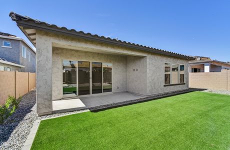 New construction Single-Family house 19332 W Missouri Ave, Litchfield Park, AZ 85340 The Darlington- photo 12 12