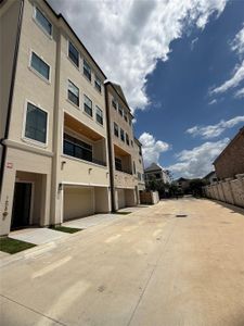 New construction Single-Family house 7607 Janak Spring St, Houston, TX 77055 - image