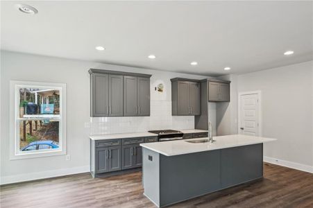 New construction Single-Family house 3128 Stonegate Dr Sw, Atlanta, GA 30331 Quartz- photo 9 9