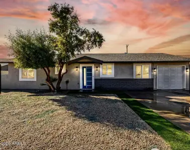 New construction Single-Family house 5236 S 19Th Ave, Phoenix, AZ 85041 - image