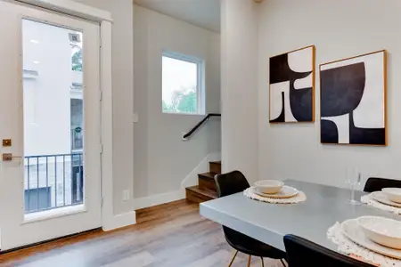 New construction Single-Family house 1422 W 34Th 1/2 St, Houston, TX 77018 - image 3