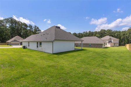 New construction Single-Family house 3710 Youpon Ln, Huntsville, TX 77340 plan The 1613 - image 2