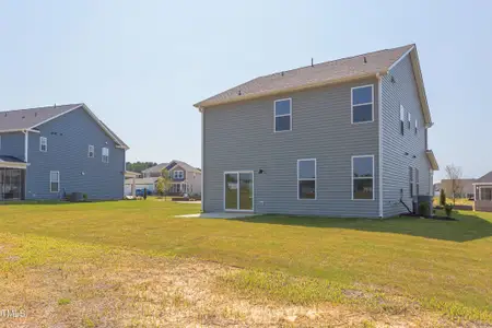 New construction Single-Family house 86 Barn Door Dr, Lillington, NC 27546 Holly - photo 23 23