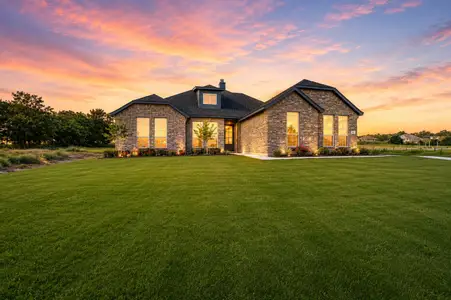 New construction Single-Family house 416 Mcalpine Dr, Springtown, TX 76082 plan Iverson IV - image 2
