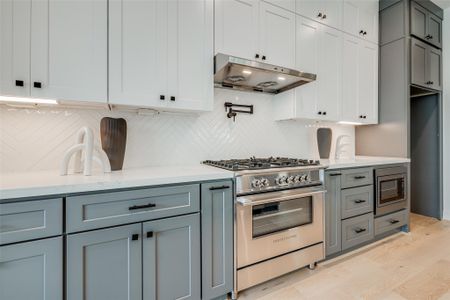 New construction Single-Family house 2213 Whitney St, Houston, TX 77006 - image 19