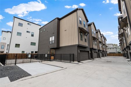 New construction Single-Family house 1614 Ojeman Rd, Unit I, Houston, TX 77055 - image