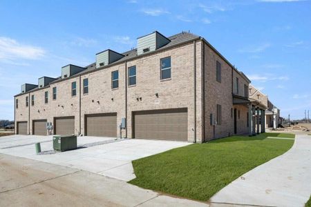 New construction Townhouse house 634 Redwood Wy, Mansfield, TX 76063 Dartmouth- photo 4 4