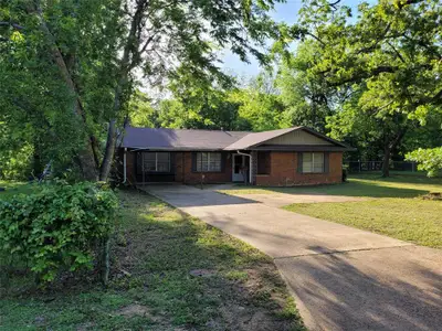 New construction Single-Family house 410 Sw 22Nd, Paris, TX 75460 - image