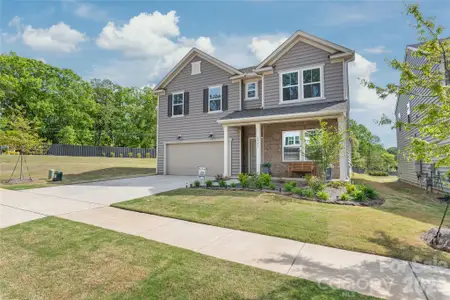 New construction Single-Family house 5711 Stewarts Landing Rd, Charlotte, NC 28215 plan Hampton - image