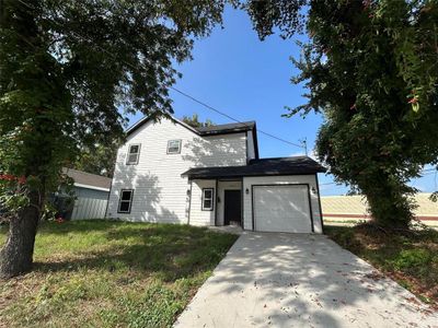 New construction Single-Family house 3707 Spence St, Dallas, TX 75215 - photo 0