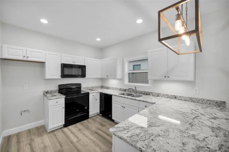 New construction Single-Family house 407 N Dallas St, Rice, TX 75155 null- photo 8 8