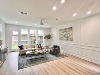New construction Single-Family house 5320 Kiam St, Houston, TX 77007 null- photo 1 1