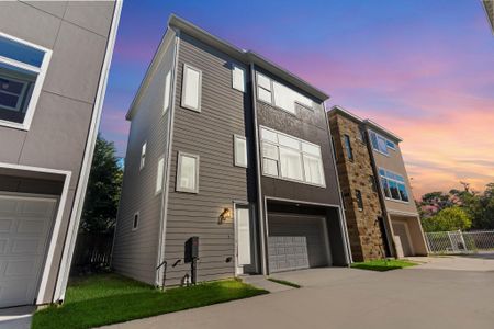 New construction Single-Family house 6721 St. Augustine St, Houston, TX 77021 - image
