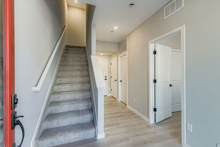 Parkside West at Baseline by Dream Finders Homes in Broomfield - image 15