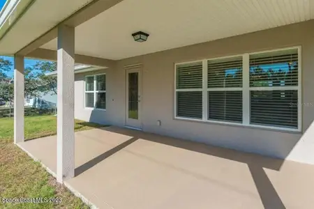 New construction Single-Family house 21 Richmond Dr, Palm Coast, FL 32164 plan 1540 - image 3