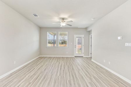 New construction Single-Family house 944 Sun Grove Trl, Georgetown, TX 78628 Olympic- photo 37 37