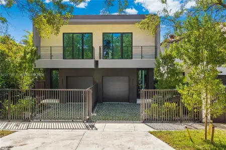 New construction Townhouse house 3030 Shipping Ave, Miami, FL 33133 - image