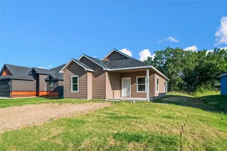 New construction Single-Family house 209 W Elm St, Whitewright, TX 75491 - image