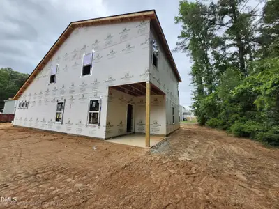 New construction Single-Family house 1673 Elk Run Dr, Fayetteville, NC 28312 - image
