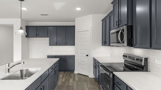 New construction Single-Family house 9129 Kansas Pacific Dr, Fort Worth, TX 76123 plan Boxwood III - image 6