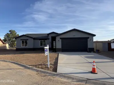 New construction Single-Family house 10859 W Reef Cir, Arizona City, AZ 85123 - image