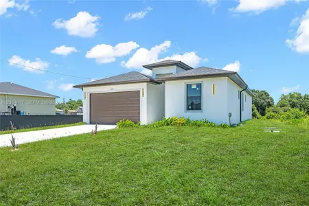 New construction Single-Family house 536 Rayford, Lehigh Acres, FL 33974 - image