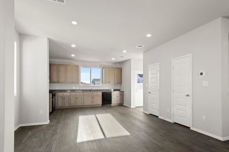 New construction Single-Family house 158 Daylily Dr, Elgin, TX 78621 - image 7