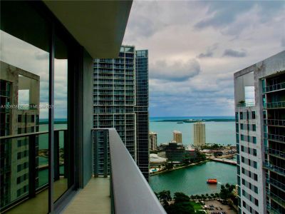 New construction Condo house 77 Se 5Th St, Unit 4014, Miami, FL 33131 - image