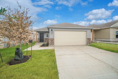 New construction Single-Family house 20708 Olive Grv, San Antonio, TX 78264 null- photo 0