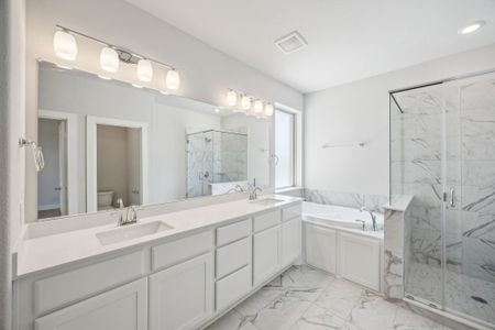 New construction Single-Family house 120 Rancher Trl, Waxahachie, TX 75165 plan Verona - image 10