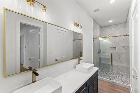 New construction Single-Family house 7550 Dyer St, Houston, TX 77088 - image