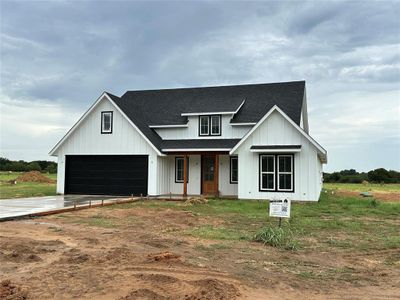 New construction Single-Family house 1365 County Rd 3355, Paradise, TX 76073 plan Carraway - image