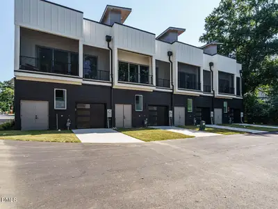 New construction Townhouse house 1525 Urban Trace Ln, Raleigh, NC 27608 - image