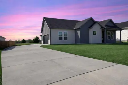 New construction Single-Family house 1206 Gannon Ln, DeSoto, TX 75115 - image