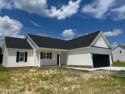 New construction Single-Family house 115 Spring Meadows Dr, Aberdeen, NC 28315 - image