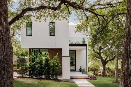 New construction Single-Family house 1701 Bartoncliff Dr, Austin, TX 78704 null- photo 0