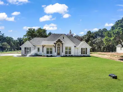 New construction Single-Family house 1012 Arbor Vista Dr, Azle, TX 76020 - image 20