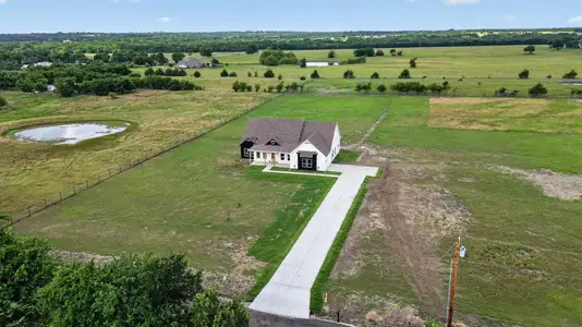 New construction Single-Family house 4318 County Rd 1088, Celeste, TX 75423 - image