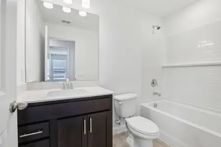 New construction Townhouse house 7588 Deer Valley Cir, Tampa, FL 33635 plan Palm - image 9