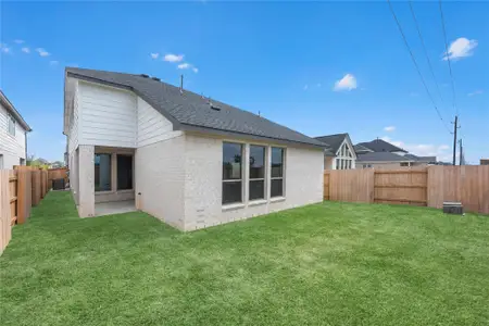 New construction Single-Family house 26401 E Skylight Brook Cir, Montgomery, TX 77316 plan The Retreat II - image