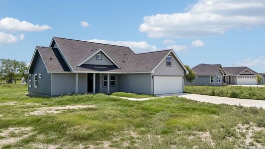 New construction Single-Family house 123 Ranchero, Natalia, TX 78059 - image