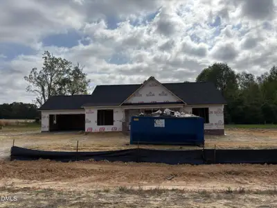 New construction Single-Family house 5 S Movado Trl, Kenly, NC 27542 - image