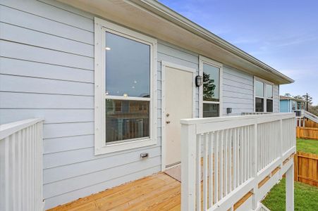 New construction Single-Family house 1906 Ashlee Ct, Dickinson, TX 77539 - image 19