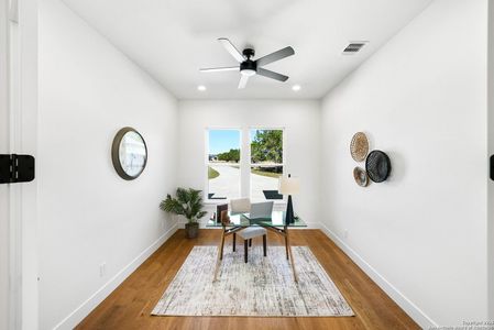 New construction Single-Family house 414 Rio Azul Dr, Bandera, TX 78063 - image 4