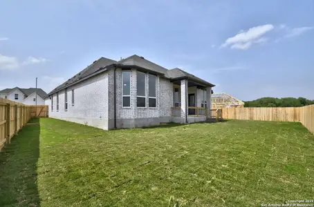 New construction Single-Family house 325 Lacey Oak, Castroville, TX 78009 plan Fairhall Plan - image