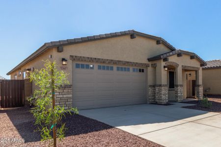 New construction Single-Family house 17421 Las Palmaritas Dr, Waddell, AZ 85355 plan Granite Vista Avanti - Plan 1576 - image 17